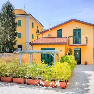 https://villa-livia-lopera-group.hotelitalianriviera.com